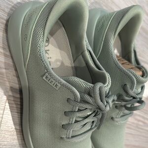 Women's Green Sneakers
